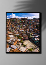Load image into Gallery viewer, Enter Comuna 13